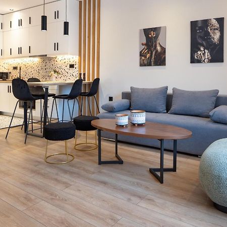 Katerina Apartments カト・ダラトソ エクステリア 写真