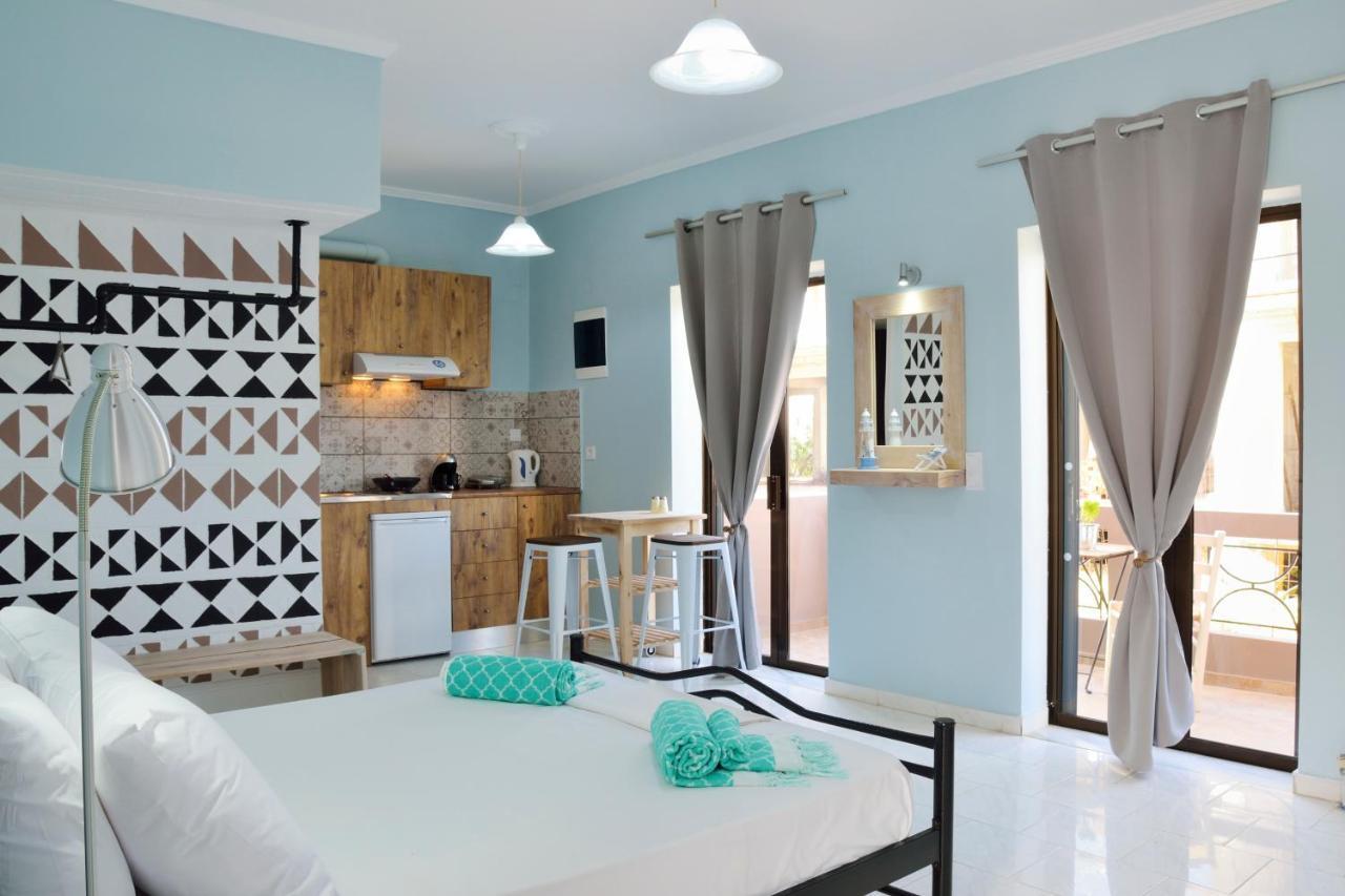 Katerina Apartments カト・ダラトソ エクステリア 写真