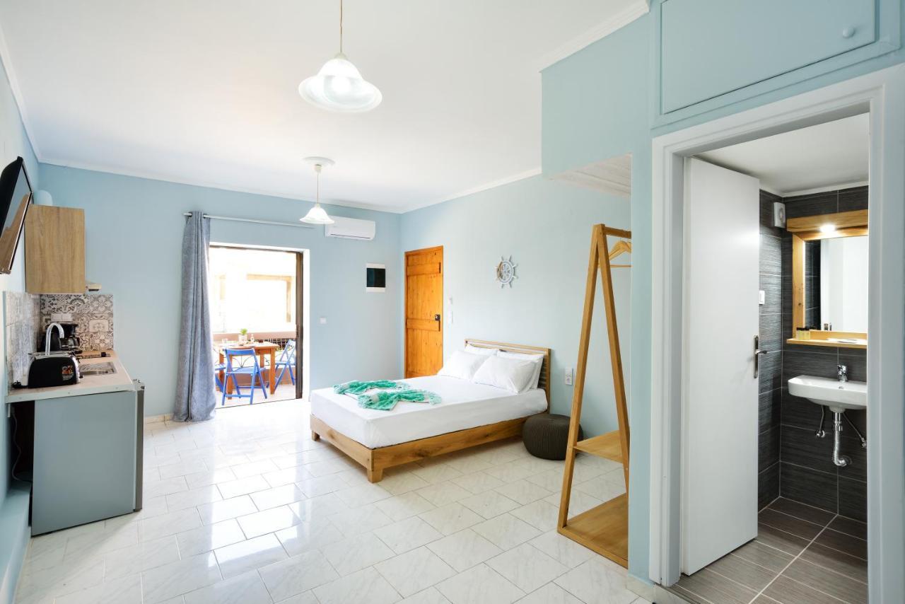 Katerina Apartments カト・ダラトソ エクステリア 写真