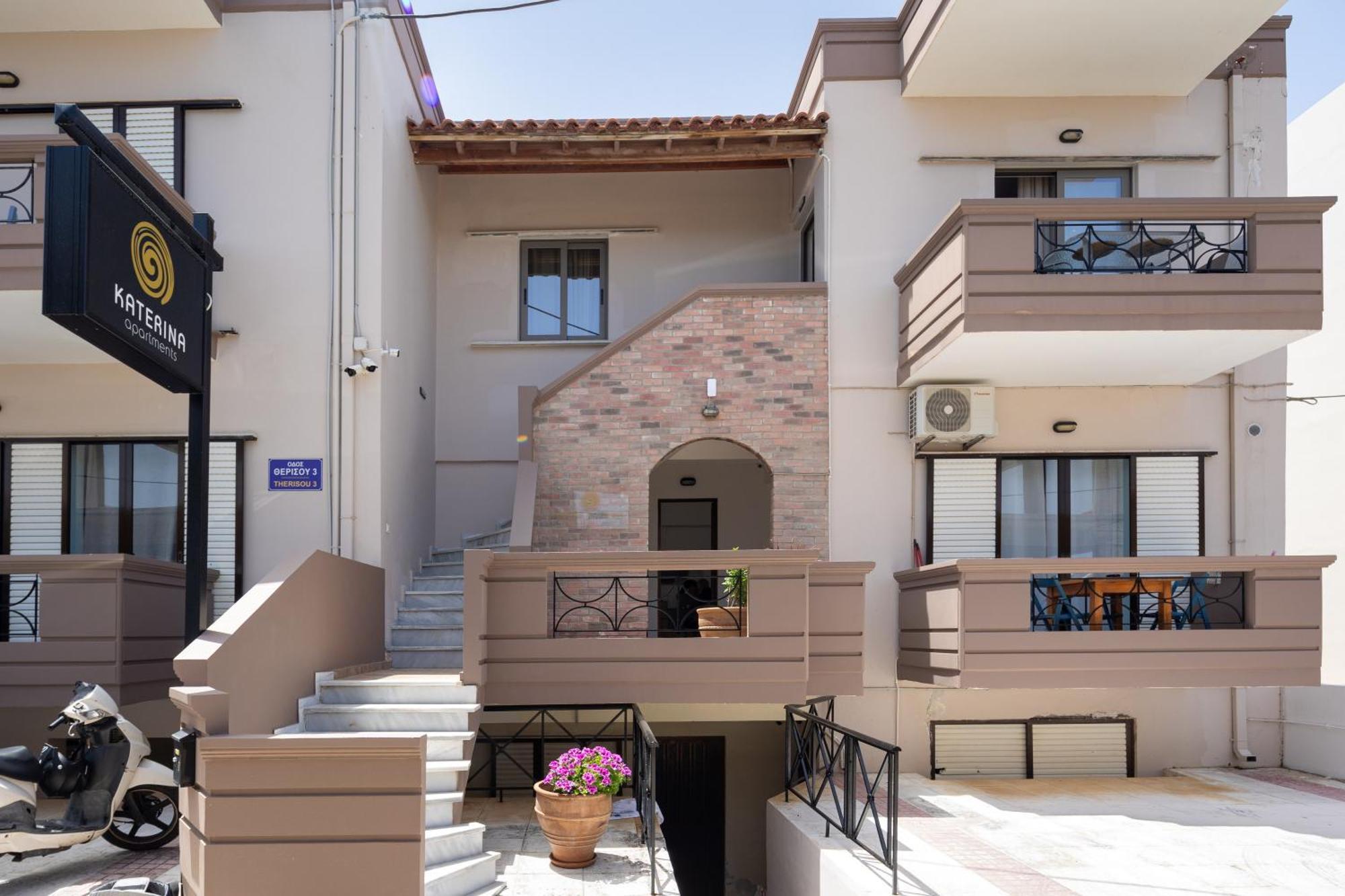 Katerina Apartments カト・ダラトソ エクステリア 写真